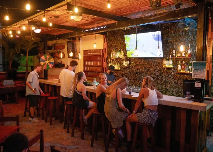 Hostel Che Playa & Bar Adults Only *